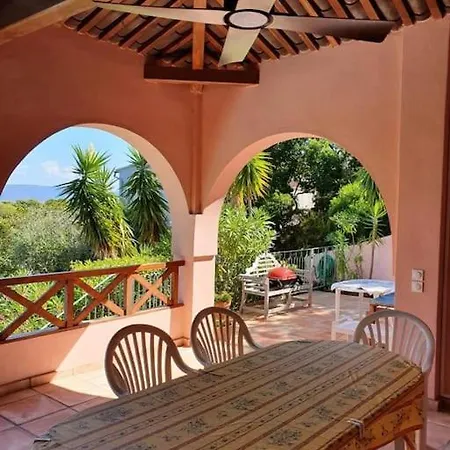 Villa Cap Benat Piscine Vue
