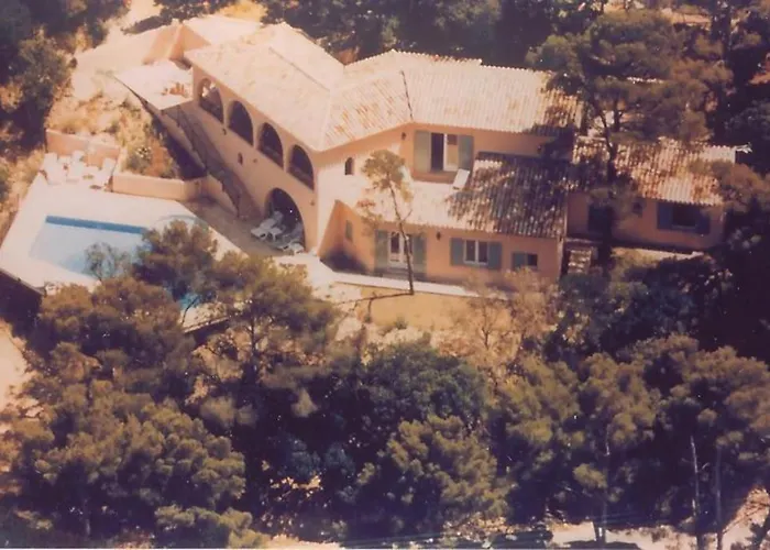 فيلة Cap Benat Piscine Vue بورم لي ميموزا