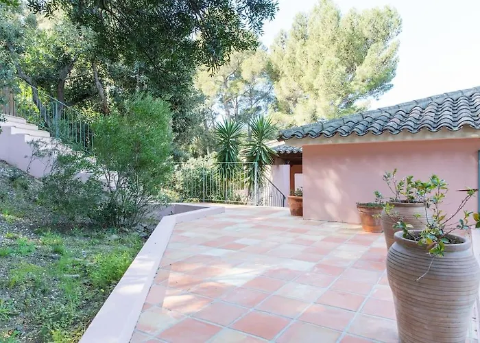 Cap Benat Piscine Vue بورم لي ميموزا